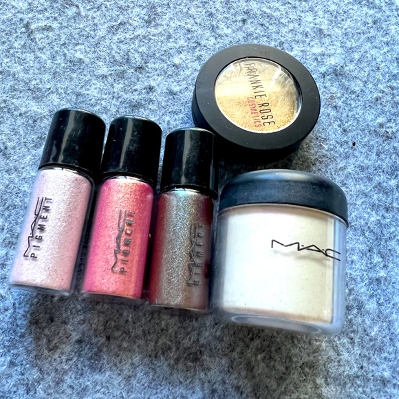 MAC Cosmetics Other - MAC pigment bundle
